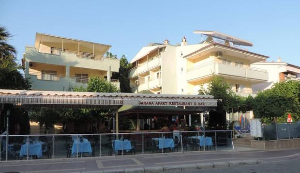 Görsel 8 : Banana Apart, Marmaris, Otelin Önü