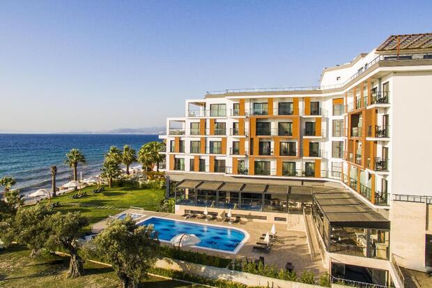 Maia Luxury Beach Spa Hotel