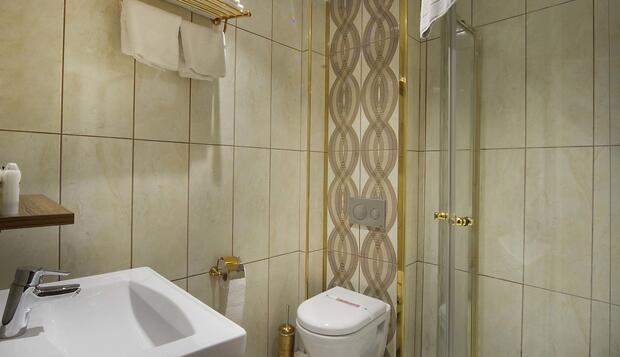 Görsel 18 : World Heritage Hotel Istanbul, İstanbul, Dört Kişilik Oda, Zemin Kat, Banyo