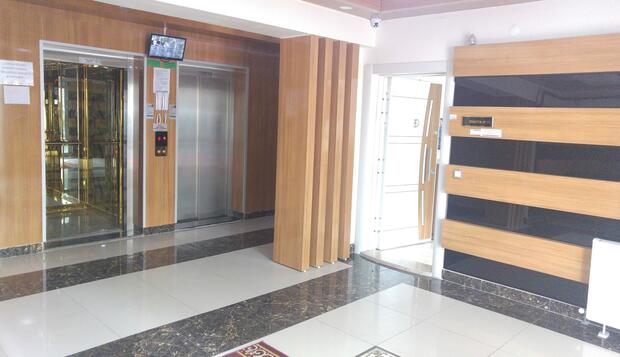Duman Safir, Kayseri, İç Mekân Girişi
