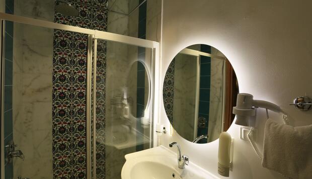 Görsel 18 : Kerme Ottoman Gökova Butik Hotel, Ula, Tek Büyük veya İki Ayrı Yataklı Oda, Banyo