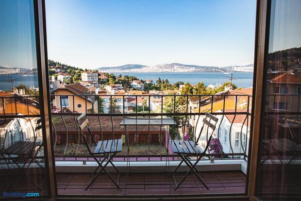 L'Isola Guesthouse - Adults Only - İstanbul - Balkon