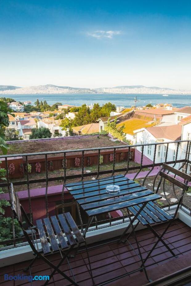 L'Isola Guesthouse - Adults Only - İstanbul - Balkon
