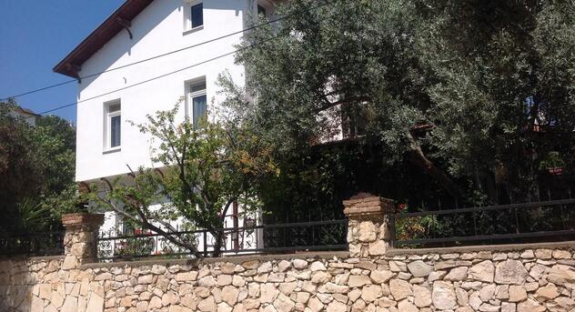 Beyaz Ev Pansiyon İzmir Seferihisar Sığacık