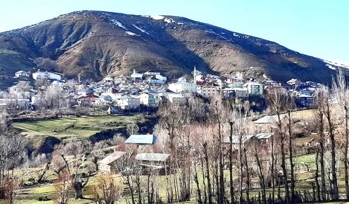 Hazarşah Köyü