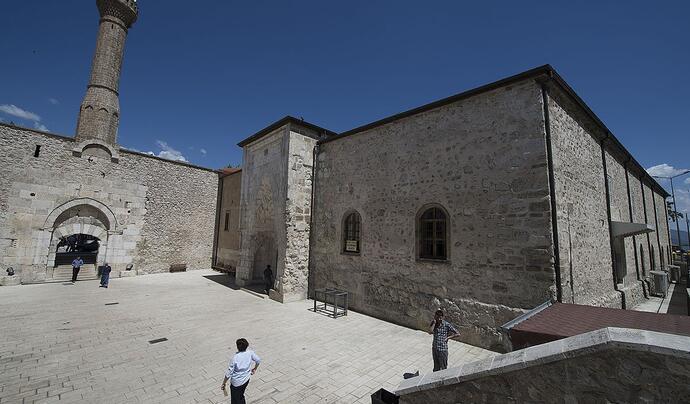 Hızır Bey Camii