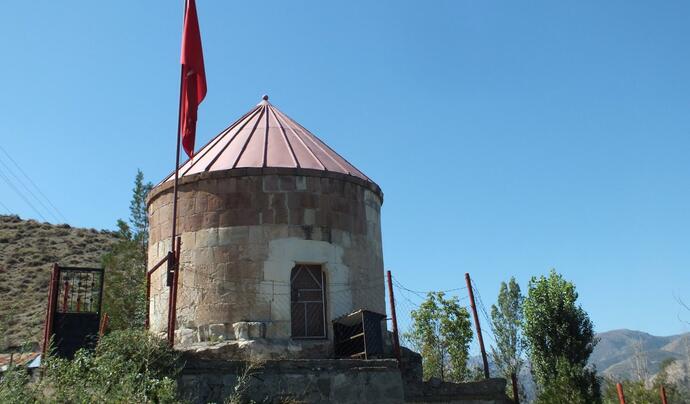 Mısri Zinnun Kümbeti