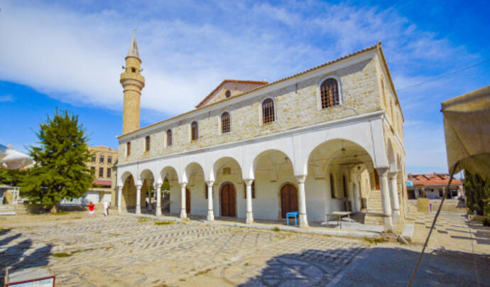 Alaçatı Hacı Memiş Ağa Cami