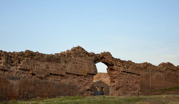 Ahlat Sahil Kalesi