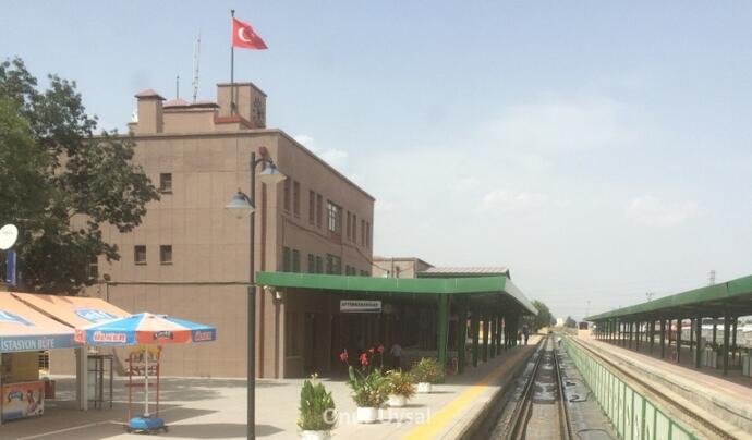 Afyonkarahisar Tren Garı