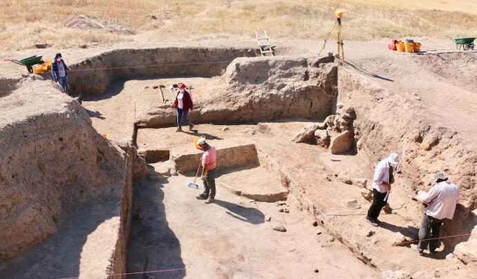 Küllüoba Höyüğü