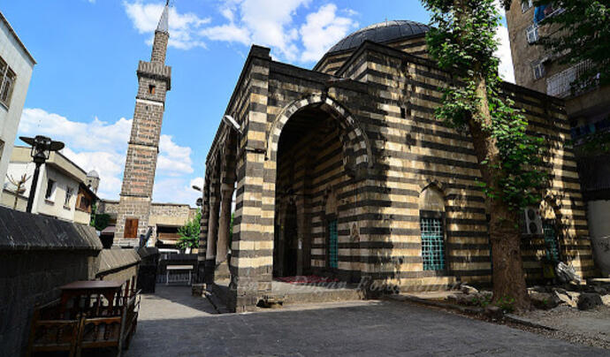 Şeyh Mutahhar Camii