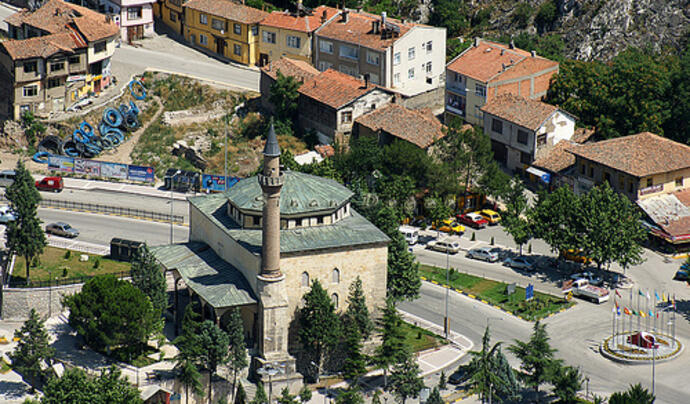 Gümüşlü Cami