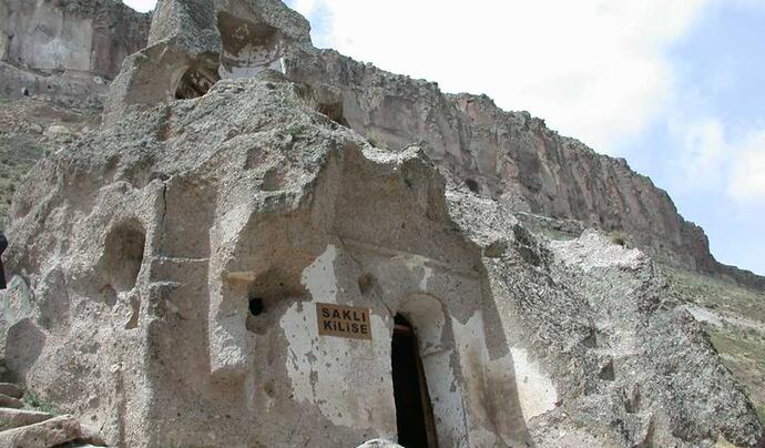 Saklı Kilise