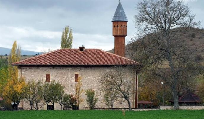 Mahmut Bey Camii