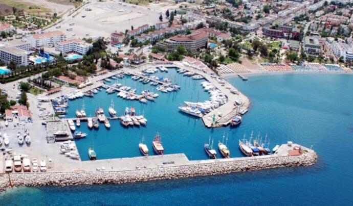 Türkiz Marina Kemer