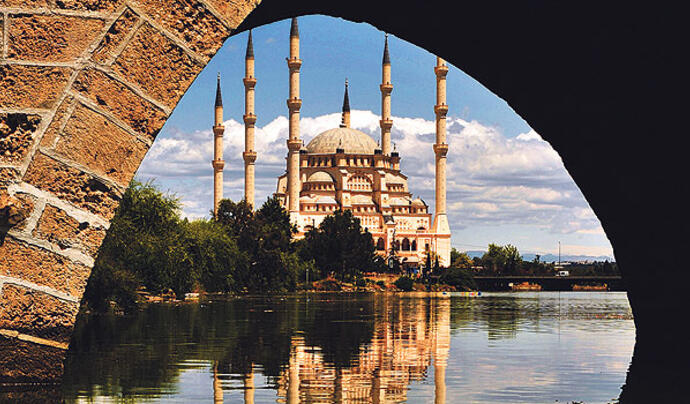 Hazreti Mikdat Camii