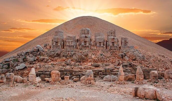 Nemrut Dağı