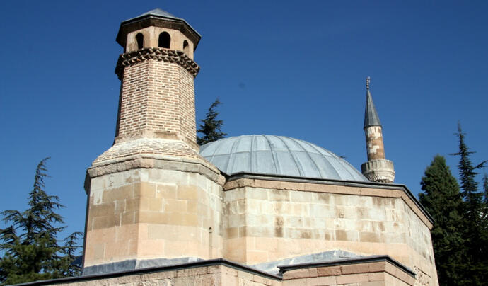 Kurşunlu Camii ve Külliyesi