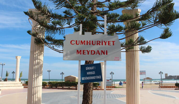 Cumhuriyet Meydanı