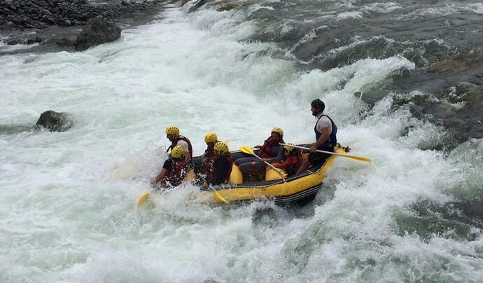 Fırtına Rafting