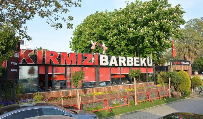 Kırmızı Barbekü