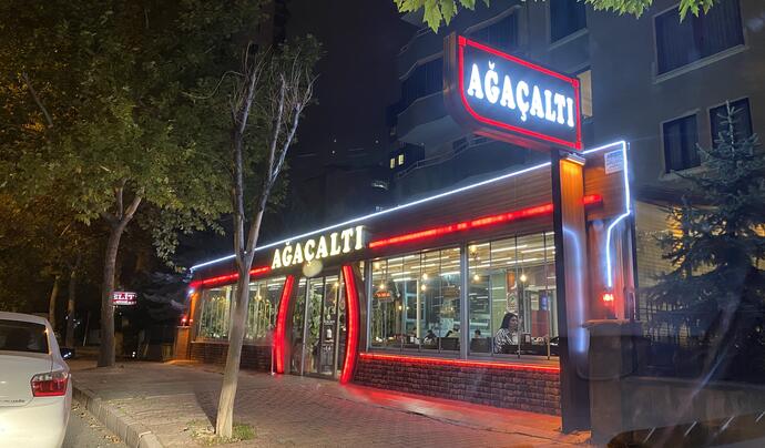 Ağaçaltı Kebap Salonu 