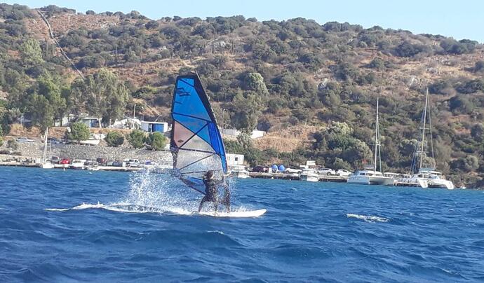 Rush Windsurf