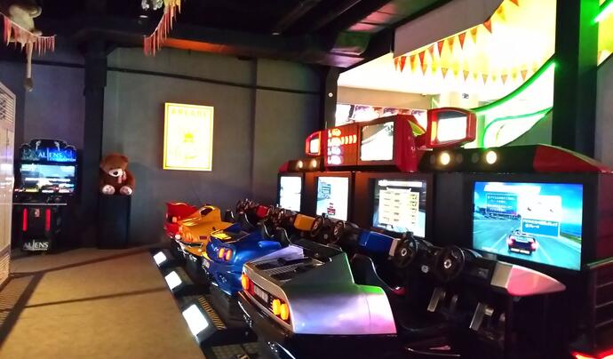 Arcade Tigers Entertainment Center
