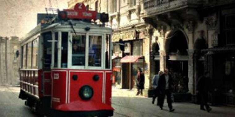 İstanbul'da Ayrı Bir Dünya: Taksim