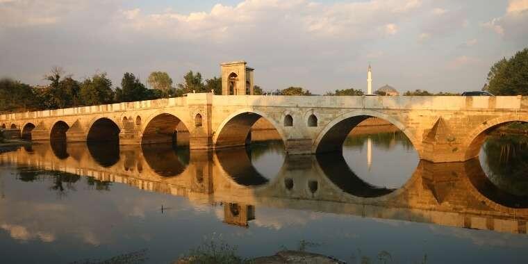 Şehir Efsaneleri: Edirne’yi Yasa Boğan Lir