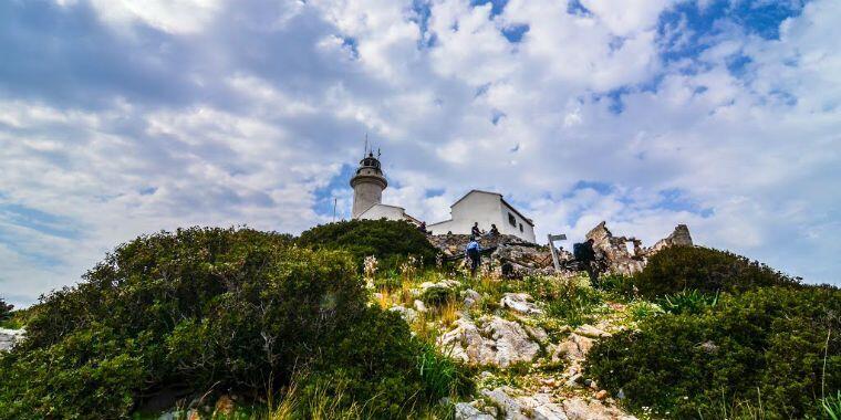 deveboynu feneri