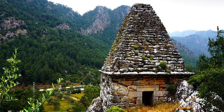 Marmaris'te Az Bilinen 9 Yer piramit mezarlığı