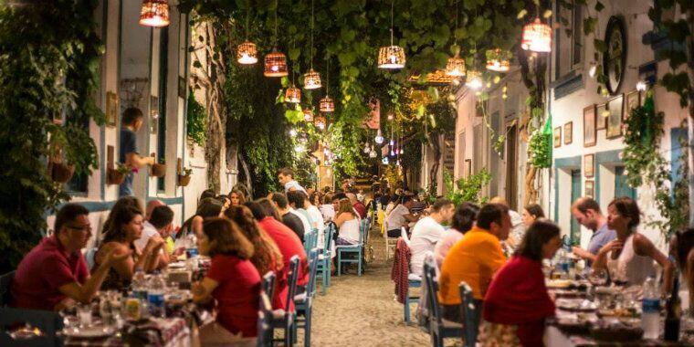 Bozcaada Festivalleri, Bağ Bozumu ve Mini Gezi Rehberi bozcaada