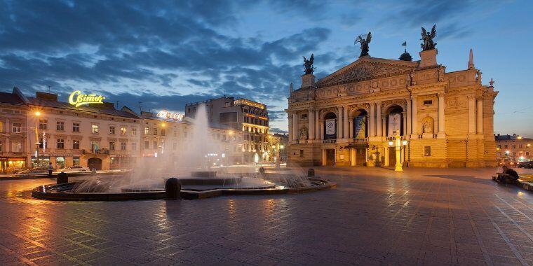 lviv opera binası