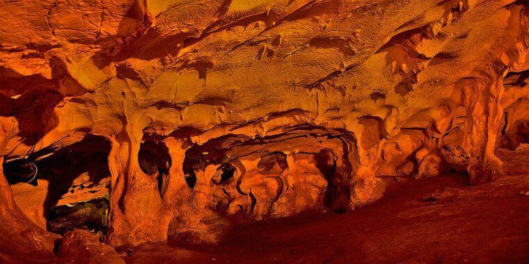 Karain mağarası