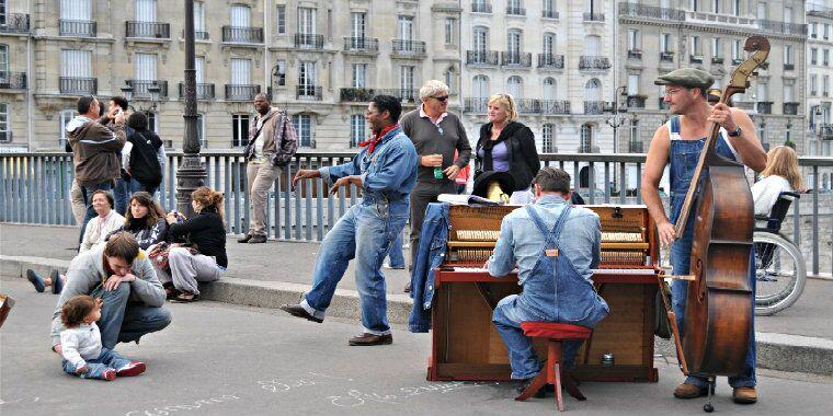 paris sokak müziği