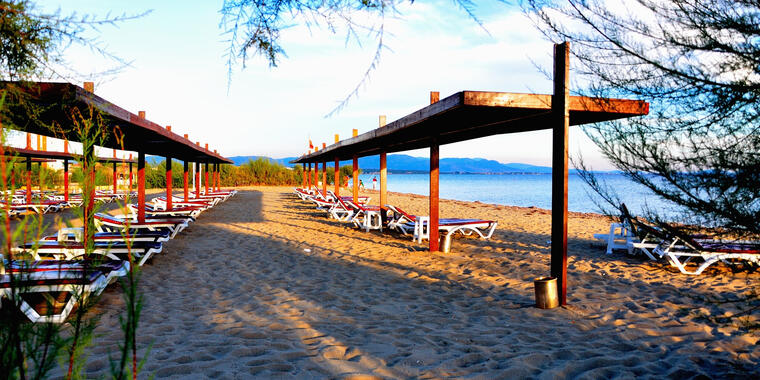 sarımsaklı plajı