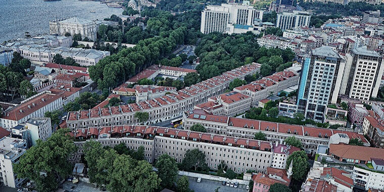 İstanbul'un Mimari Özellikleri ile Hayranlık Uyandıran Tarihi Apartmanları