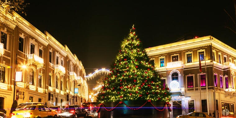 İstanbul'da Yılbaşı Eğlencesi: Galataport Christmas Market