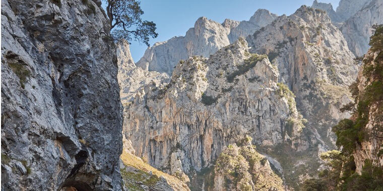 Şehir Efsaneleri: Sivas'taki Kız - Oğlan Mezarı