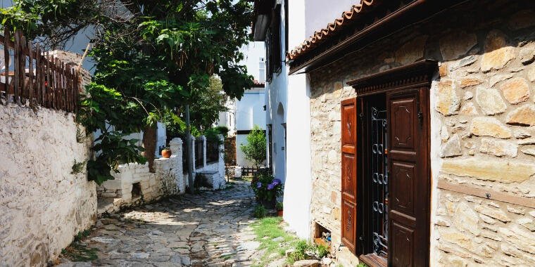 Bir İlkbahar Rotası: Ulamış Köyü, İzmir