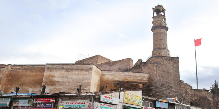 Niğde'nin Tarihi Hazinesi: Gümüşler Manastırı