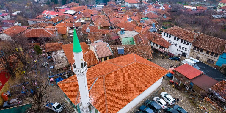 Uludağ Eteklerinde Renkli Bir Rota: Cumalıkızık Köyü