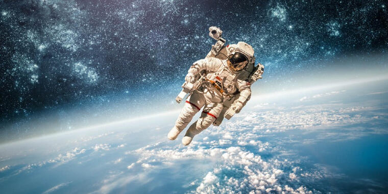 Uzay Turizmi: Anne, Bu Yaz Ayda Kamp Yapmak İstiyorum