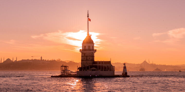 Manzaranın Tadını Çıkarın: İstanbul'daki Seyir Terasları