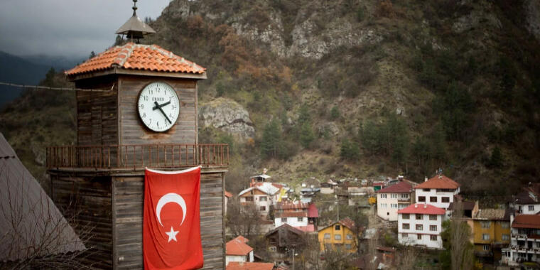Tarihin Zarif Tanıkları: Türkiye'nin Saat Kuleleri