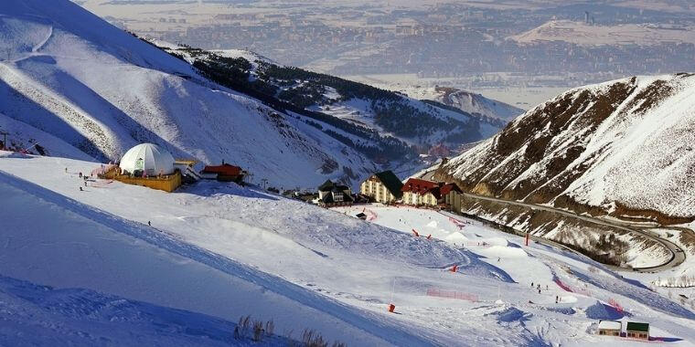 Dağcılık için Ekstrem Rotalar: Türkiye'nin En Yüksek Dağları