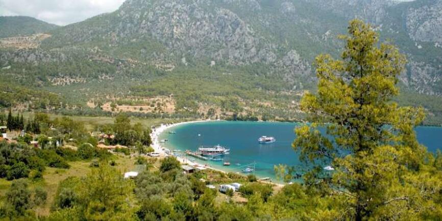 Muğla'da Şahane Bir Kamp Alanı: Akbük Koyu