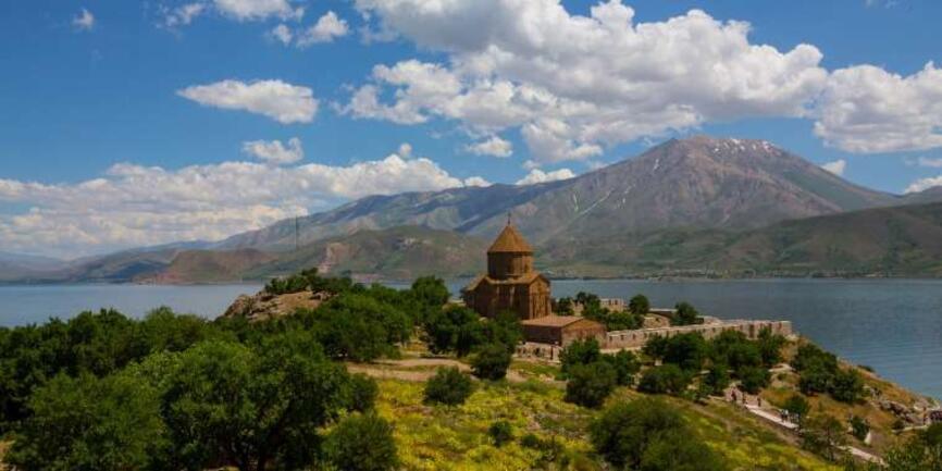 Şehir Efsaneleri: Bitlis'in Kıztaşı